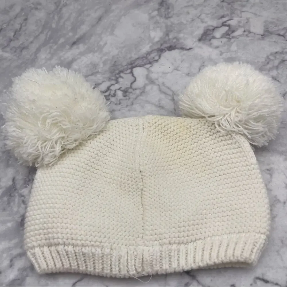 Carter's Cozy Knit Pom-Pom Hat for Kids - White Size 0-3months. Minor Stain